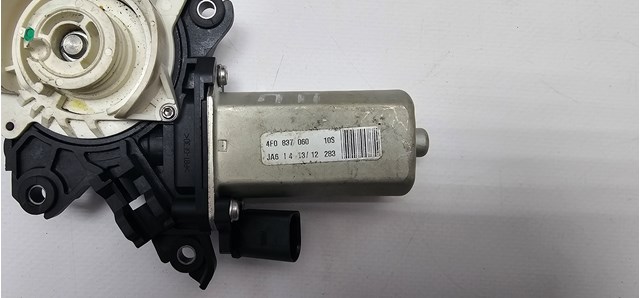 4F0837060 Мотор-привод открытия/закрытия замка двери задней правой купить Винница