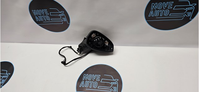 Боковое зеркало заднего вида правое 8W8857410D9B9 VAG