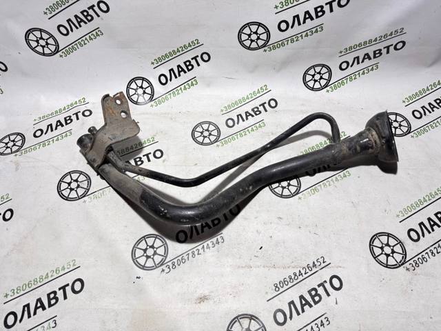 Заливная горловина топливного бака 17221AU600 NISSAN