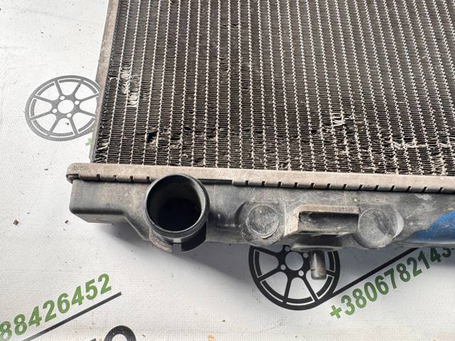 Радиатор системы охлаждения двигателя 21410AV600 NISSAN