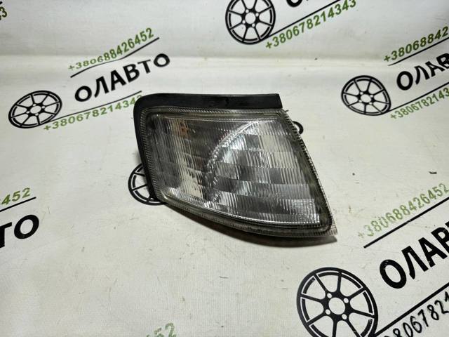 NISSAN 261302F000 Поворотник правый в наличии Черновцы