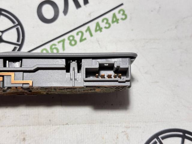 Плафоны внутреннего освещения 26430AV700 NISSAN