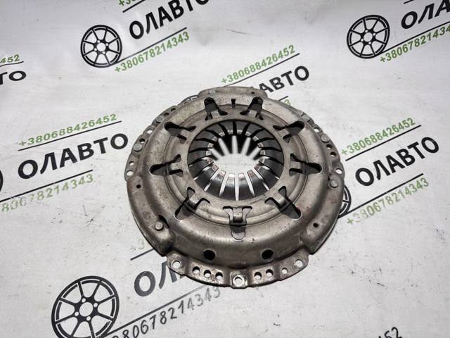 Лепестковая корзина сцепления 30210AU600 NISSAN