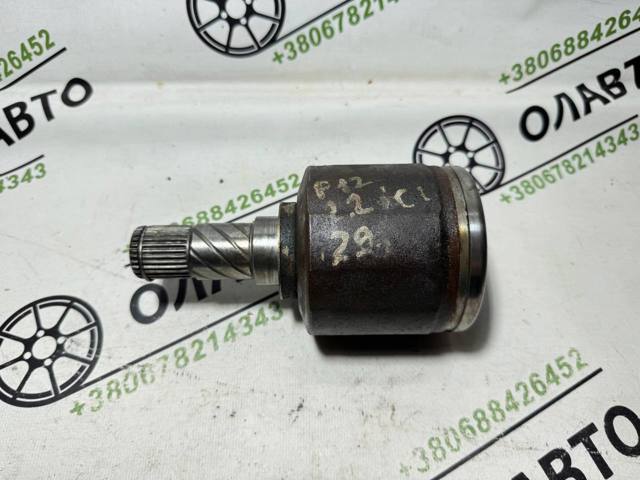 Левая полуось 39101AV611 NISSAN