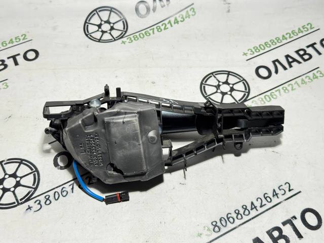 51217242567 BMW Держатель наружной ручки двери передней левой купить в Николаев