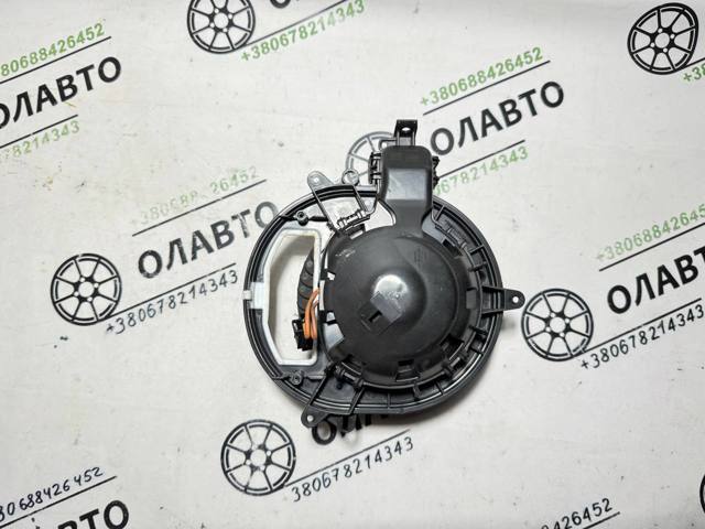 Электродвигатели (электродвигатель отопителя) или розетка прицепа штепсельная 64119350396 BMW