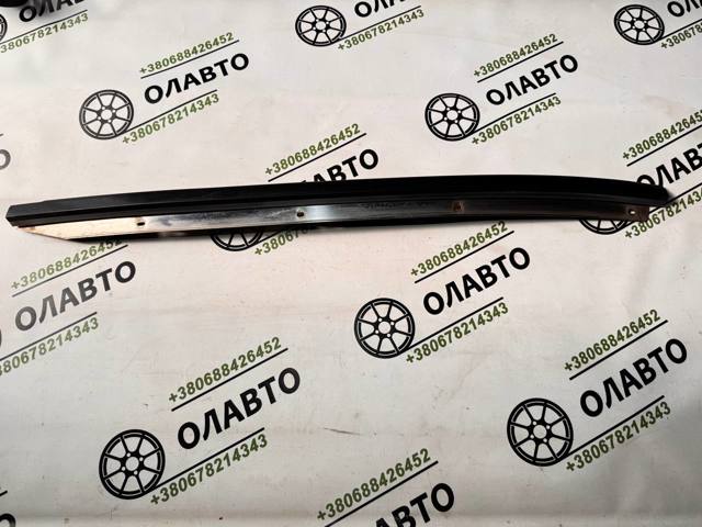 Молдинг лобового стекла, левый 72761BM400 NISSAN