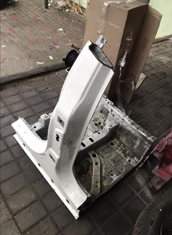 Проем передней левой двери 41007494061 BMW