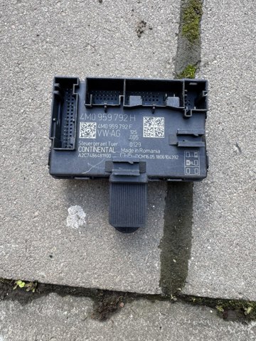 Блок комфорта передней двери 4M0959792H VAG
