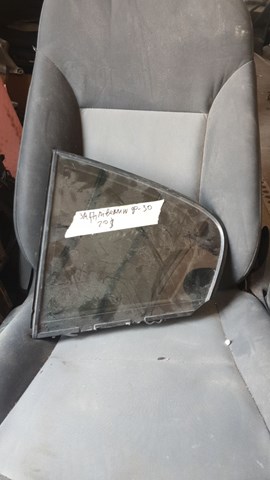 Уголок задней левой двери 51357269553 BMW