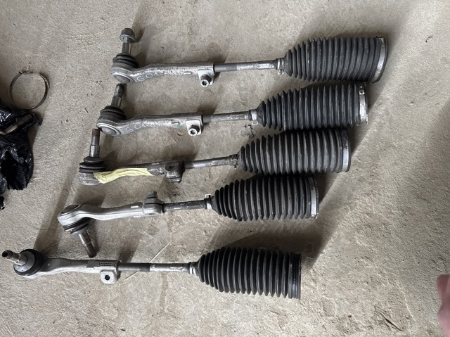 Рулевая тяга 32106871892 BMW