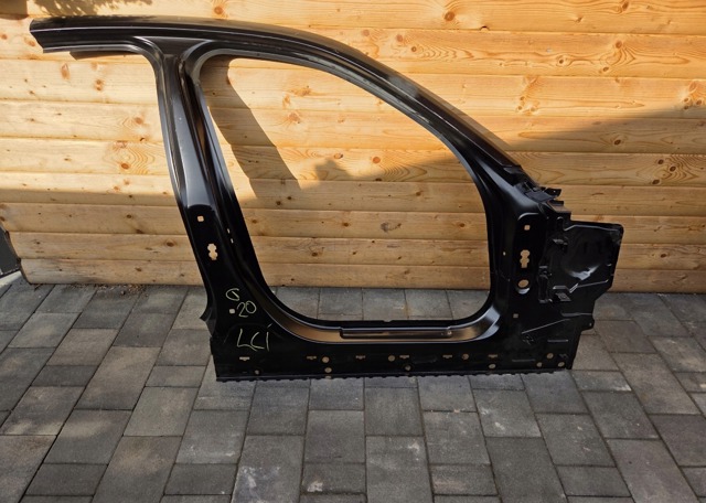 BMW 41007493260 Стойка кузова передняя правая в наличии Тернополь