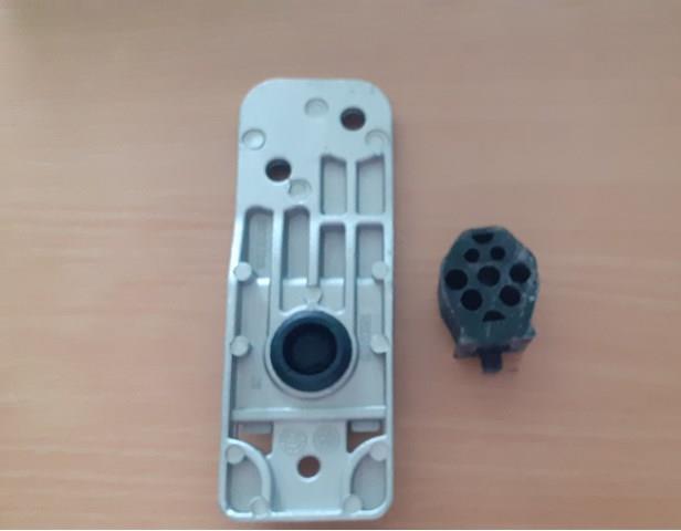 13337826 Кронштейн радиатора нижний купить Сумы