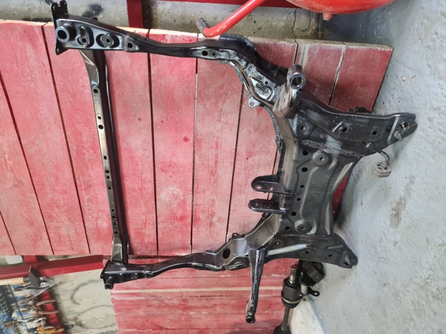 GHP93480XC MAZDA Подрамник передний купить в Ирпень