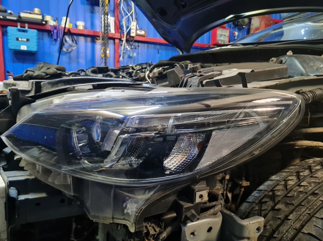 GMG951041E MAZDA Левая фара купить в Черкассы