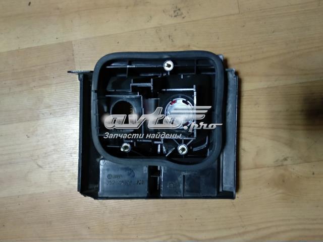 VAG 357945108 Фонарь задний правый внутренний в наличии Николаев