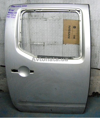 Задняя правая дверь 82100EB30J NISSAN