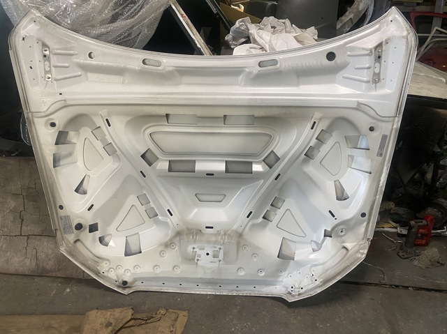 Капот двигателя 8R0823029H VAG