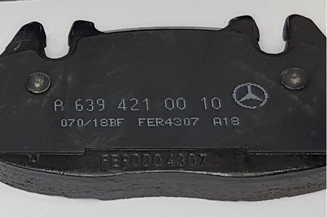 A0064204320 MERCEDES Колодки тормозные передние дисковые купить в Кривой Рог