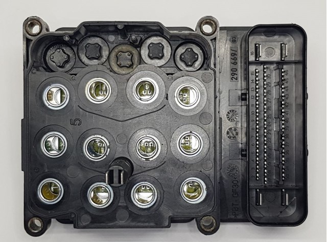 MERCEDES 2045455232 в наличии Тернополь