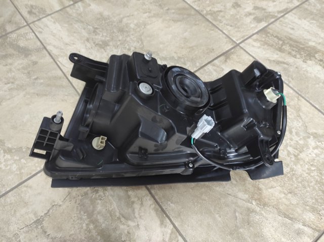 DEPO 21511A2RLDE Фара правая в наличии Черкассы