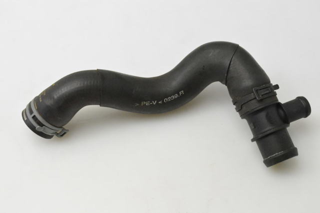 Шланг радиатора охлаждения Шкода Суперб II