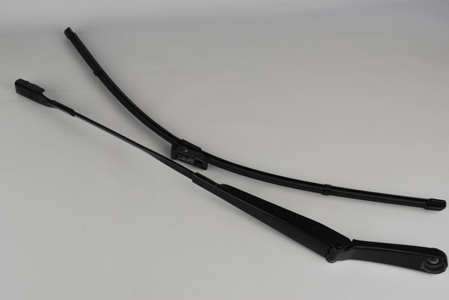 Дворник стеклоочистителя 4G1955407D VAG