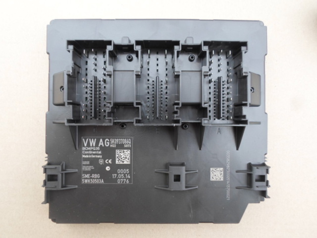 VAG 5K0937086Q в наличии Полтава