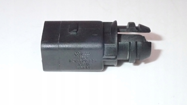 Датчик температуры воздуха Audi A8 D3