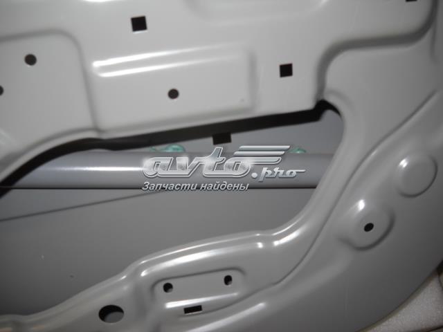 HYUNDAI 770043C520 Дверь задняя правая в наличии Ирпень