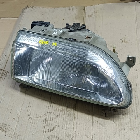 VALEO 084763 Правая фара в наличии Львов