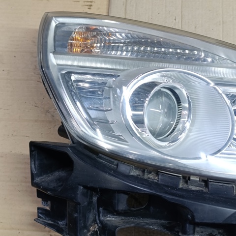260105359R RENAULT Фара правая купить в Полтава