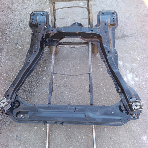 Балка передней подвески 3502HG PEUGEOT