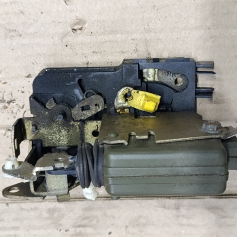 7701030067 RENAULT Замок двери задней левой купить в Винница