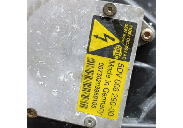 7701054071 RENAULT Правая фара купить в Одесса