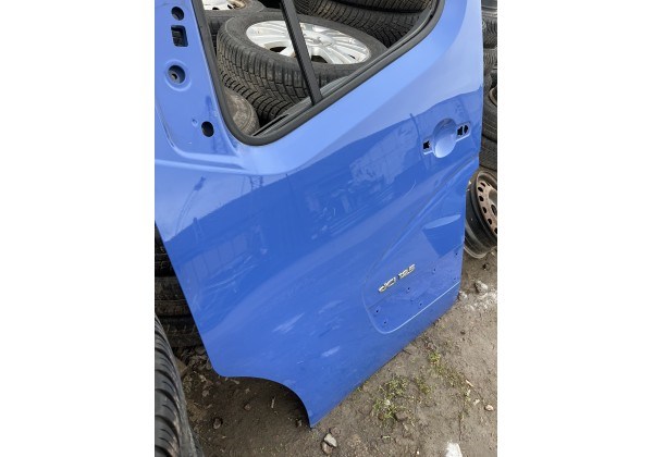 Дверь передняя, левая 801017005R RENAULT