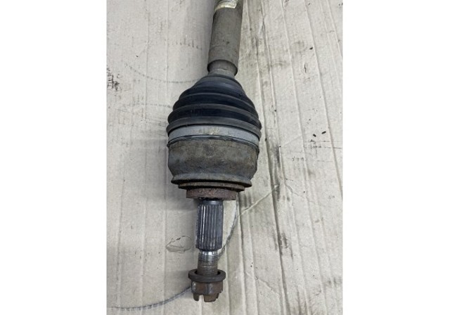 8200363697 RENAULT Правая полуось купить в Чернигов