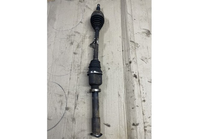 Привод правый 8200486092 RENAULT