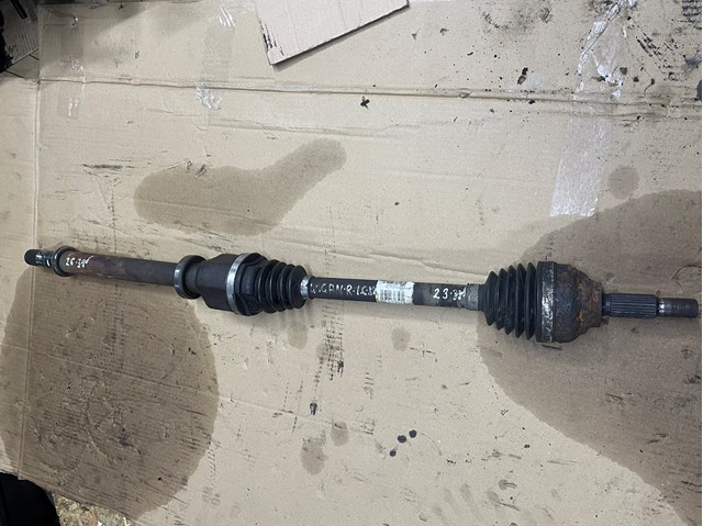 Полуось передняя, правая 8200543478 RENAULT