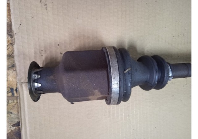 8200684084 RENAULT Правая полуось купить в Украина