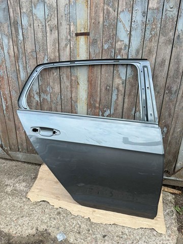 Дверь пассажирская задняя правая 5GM833056 VAG