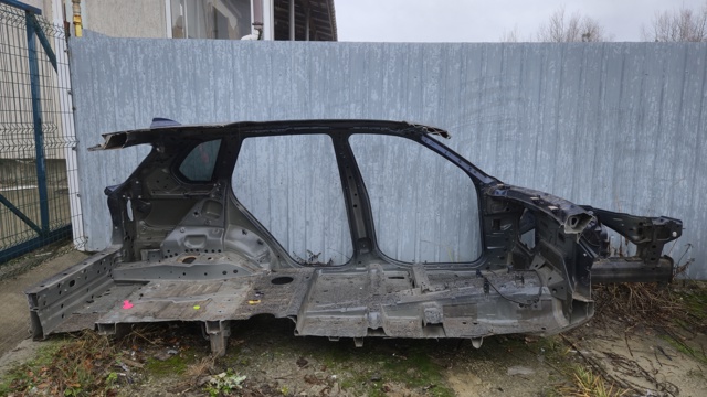 Левый передний лонжерон 41117174281 BMW