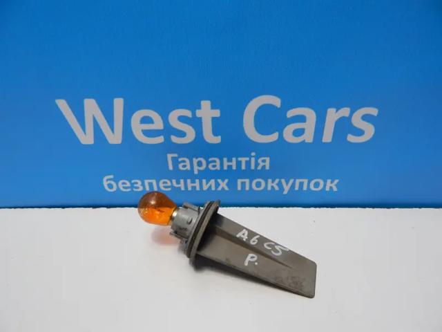 Цоколь (патрон) лампочки фары 3B0953123C VAG