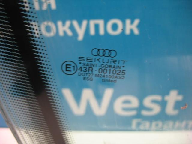 4D0845022 Стекло двери передней правой купить Полтава
