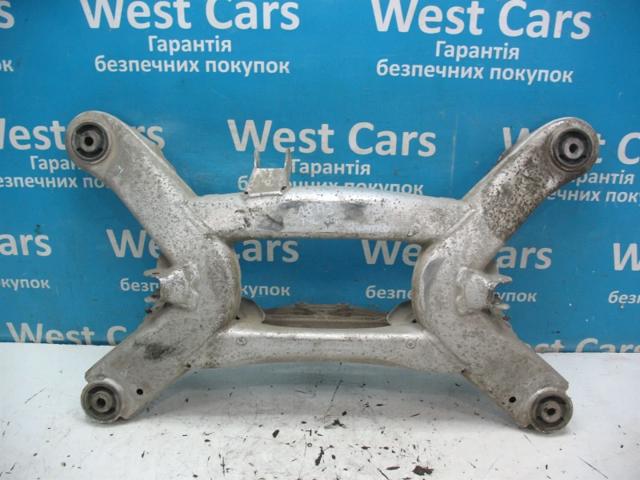 Поперечка задней подвески Ауди А8 D3