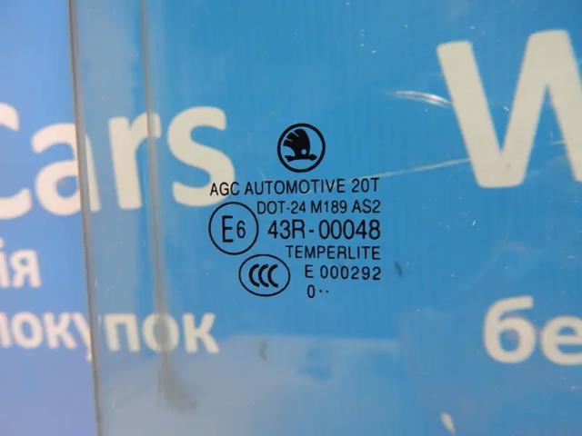 VAG 5J9845205 Стекло двери задней левой в наличии Львов