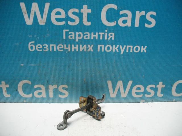 Ограничитель двери передний 7700303548 RENAULT