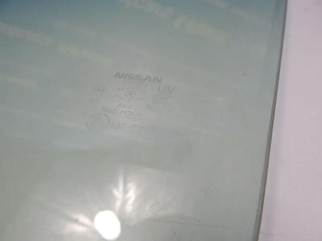 Стекла и уплотнители стекла ветрового правого/левого 803013NA0A NISSAN