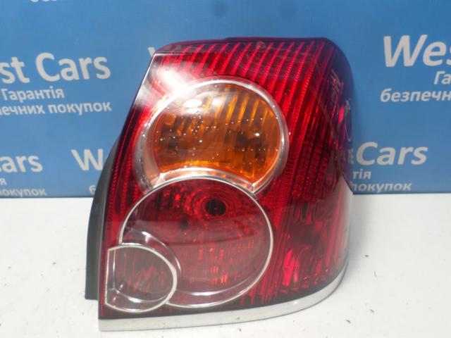 Задняя правая фара 8155105210 TOYOTA