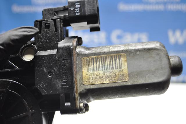 LR031661 LAND ROVER Мотор стеклоподъемника двери передней левой купить в Харьков